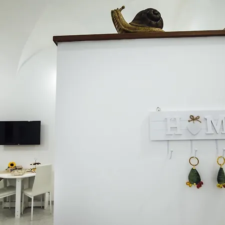 Via Vittorio Emanuele *